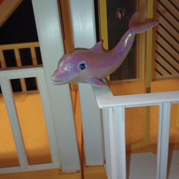 Barbie in a Mermaid Tail Barbie Merliah Doll & Zuma the dolphin toy - Picture 6 of 15